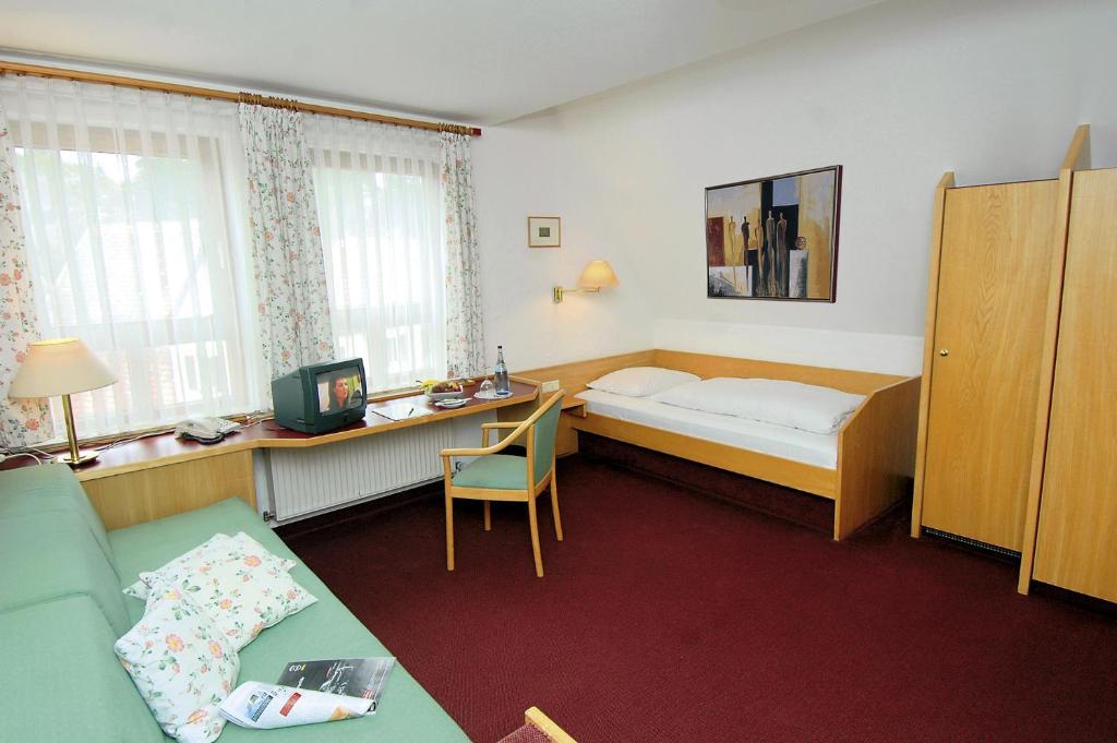 Landgasthof Hotel Roessle Waldenbuch Room photo